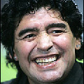 Noticia Radio Panamá | Maradona asiste  a  documental  sobre su carrera deportiva