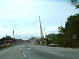 Noticia Radio Panamá | Colapsa tramo de carretera de acceso a puente en Canal de Panamá