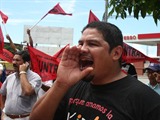 Noticia Radio Panamá | Obreros Cierran Vía Tocumen en Protesta por muerte de Compañero