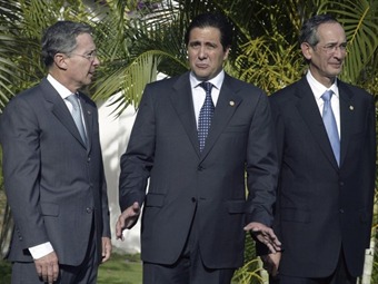Noticia Radio Panamá | Presidente Uribe agradeció a su colega de Panamá por la captura y envío a Colombia de David Murcia