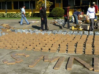 Noticia Radio Panamá | Decomisados 1.200 kilos de cocaína y cinco colombianos detenidos