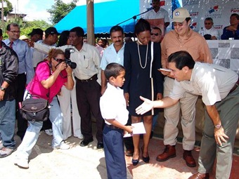 Noticia Radio Panamá | Presidente Martín Torrijos, calificó su gestión educativa de ‘grandes logros y no solo tropiezos’