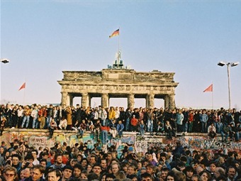 Noticia Radio Panamá | Merkel: ‘La caída de Muro de Berlín fue una victoria de la libertad que debe defenderse cada día’