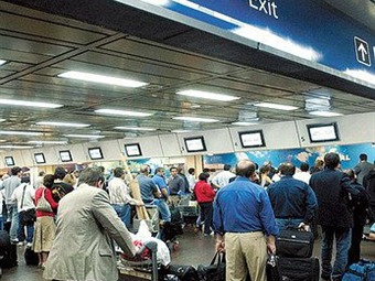 Noticia Radio Panamá | Se alivian las restricciones en las aerolíneas tras ataque
