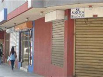 Noticia Radio Panamá | Venezuela cierra 70 comercios
