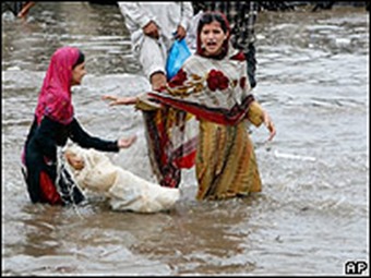 Noticia Radio Panamá | Tres millones de afectados por inundaciones en Pakistán: UNICEF