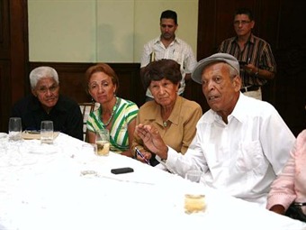 Noticia Radio Panamá | Jubilados llegan a la Presidencia