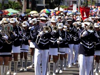 Noticia Radio Panamá | Meduca: Participar en desfiles será obligatorio