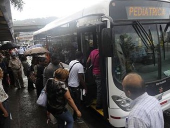 Noticia Radio Panamá | Autoridad del Tránsito modifica ruta del Metro Bus por carnavales