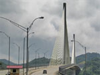 Noticia Radio Panamá | Anuncian nuevo horario para Puente Centenario
