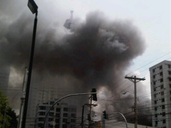 Noticia Radio Panamá | Incendio en Calle 50 está controlado, dicen bomberos