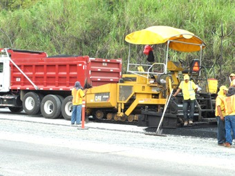 Noticia Radio Panamá | Inversión de carriles por reparaciones en vía hacia La Chorrera