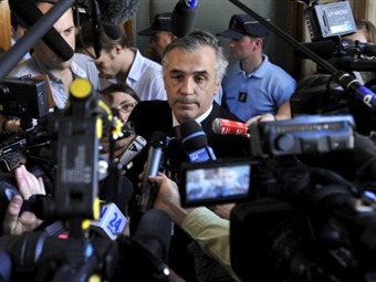 Noticia Radio Panamá | Extradición de Noriega deberá esperar, sostiene su defensa en Francia