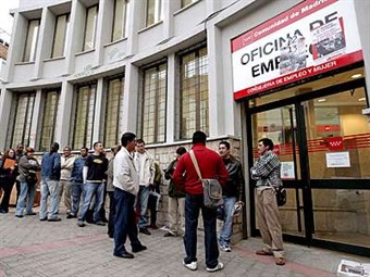 Noticia Radio Panamá | Solicitud de ayuda por desempleo aumenta en diciembre en España