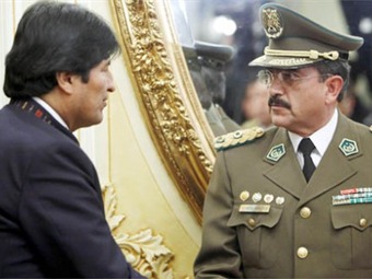 Noticia Radio Panamá | Evo Morales cambia al jefe policial tras denuncias