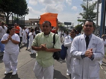 Noticia Radio Panamá | Gremios de salud, en alerta por ‘burla’ de las autoridades de salud
