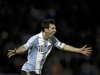 Noticia Radio Panamá | Mundial: Argentina trepa a la cima; Colombia golea