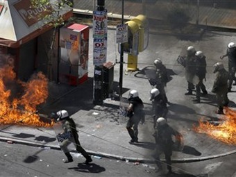 Noticia Radio Panamá | Huelga general griega se torna violenta