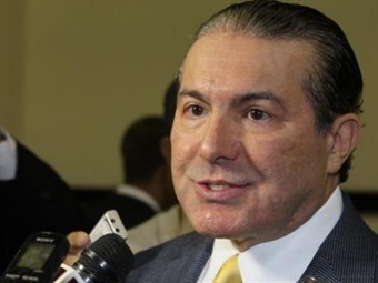 Noticia Radio Panamá | ‘El Ejecutivo va a derogar la Ley 72’: Ministro Henríquez