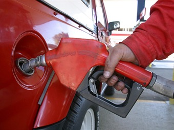Noticia Radio Panamá | Costo del galón de la gasolina de 95 octanos subirá