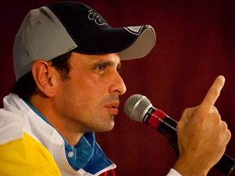 Noticia Radio Panamá | Capriles adelanta denuncia sobre «connotado personaje del oficialismo»
