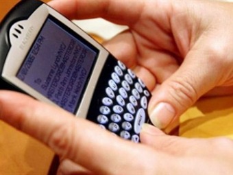 Noticia Radio Panamá | Nueva York suspenderá la licencia a jóvenes que envíen SMS mientras conducen