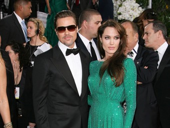 Noticia Radio Panamá | Angelina Jolie prohíbe que Brad Pitt trabaje con varias actrices