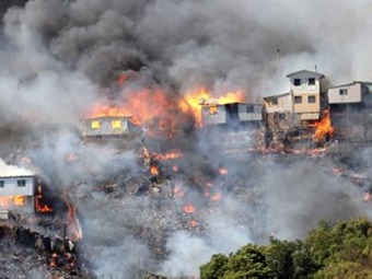 Noticia Radio Panamá | Valparaíso sufre el ‘incendio perfecto’
