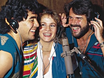 Noticia Radio Panamá | Lucía Galán develó intimidades de su relación amorosa con Diego Maradona