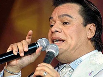 Noticia Radio Panamá | Juan Gabriel suspende hasta septiembre su gira por EE.UU., tras una neumonía