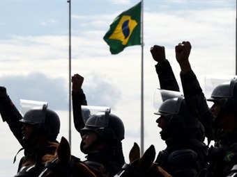 Noticia Radio Panamá | Brasil se blinda con el triple de agentes de seguridad que en Sudáfrica 2010