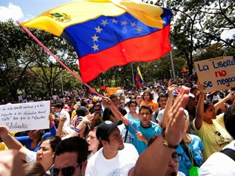 Noticia Radio Panamá | Nicolás Maduro ha reprimido las protestas un 485% segun informan organizaciones
