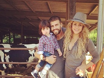 Noticia Radio Panamá | Shakira se refugia en el campo ante los rumores de embarazo