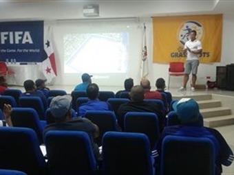 Noticia Radio Panamá | FEPAFUT lleva a cabo curso de entrenadores de fútbol playa