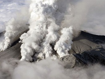 Noticia Radio Panamá | Japón confirma 10 muertos más por la erupción del volcán Ontake