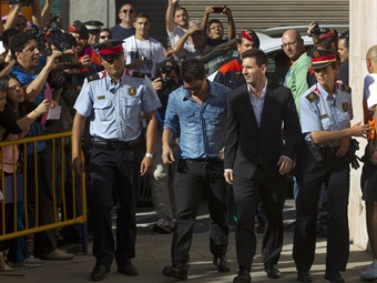 Noticia Radio Panamá | Messi irá a juicio por fraude tras rechazar el juez su recurso