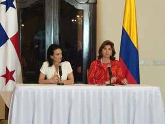 Noticia Radio Panamá | Cancilleres de Panamá y Colombia acuerdan mantener el diálogo