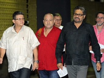 Noticia Radio Panamá | La llegada de nuevos jefes de las FARC a Cuba desata la tormenta
