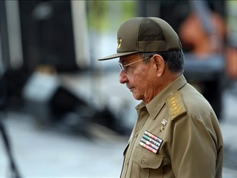 Noticia Radio Panamá | Obama y Raúl Castro hablaron por teléfono sobre la normalización de relaciones