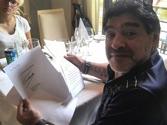 Noticia Radio Panamá | Aseguran que Maradona recibió una carta de Fidel Castro en Cuba
