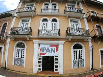 Noticia Radio Panamá | Contraloría abre investigación y suspende a fiscalizadores en el PAN