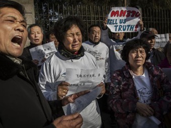 Noticia Radio Panamá | Pekín obstaculiza los homenajes de los familiares del vuelo MH370
