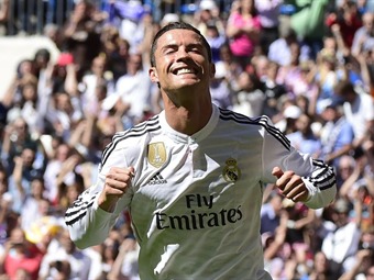 Noticia Radio Panamá | Cristiano Ronaldo iguala a Leo Messi: 24 ‘hat-tricks’ en Liga