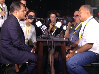 Noticia Radio Panamá | Habla Rafael Correa en Radio Panamá: Bloqueo a Cuba es ilegal
