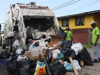 Noticia Radio Panamá | Alcalde Blandón sostiene que traspaso de recolección de basura se llevará a cabo tarde o temprano