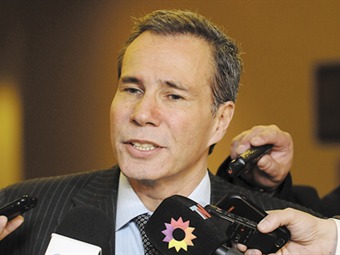 Noticia Radio Panamá | Queda enterrada la denuncia de Nisman contra la presidenta Cristina Fernández