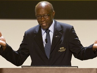 Noticia Radio Panamá | Habló Jack Warner, uno de los acusados de la FIFA: «Soy inocente y Blatter es detestado
