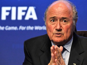 Noticia Radio Panamá | FIFA: Blatter anuncia que pone su cargo a disposición