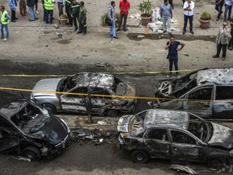 Noticia Radio Panamá | Fiscal egipcio muere luego de atentado en El Cairo