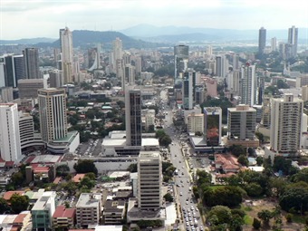 Noticia Radio Panamá | La Economía a un año del gobierno del Presidente Varela según expertos